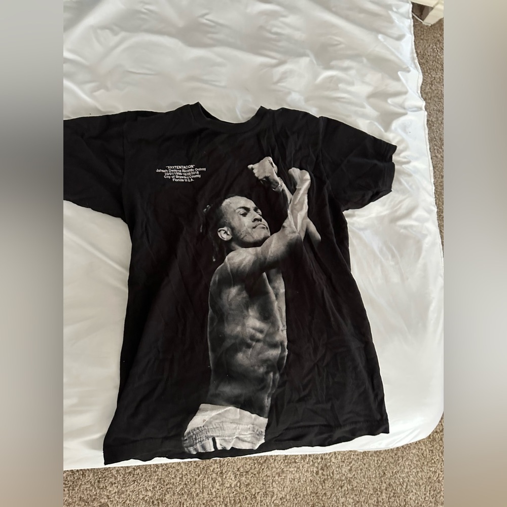 women’s black xxxtentacion tee shirt